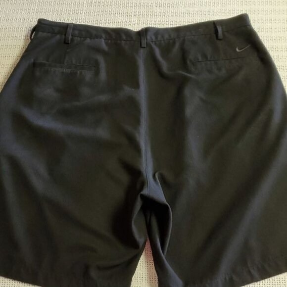 Nike Golf Black Pocketed‎ Front Pleated Athletic Sz. 38 Shorts - Picture 9 of 12